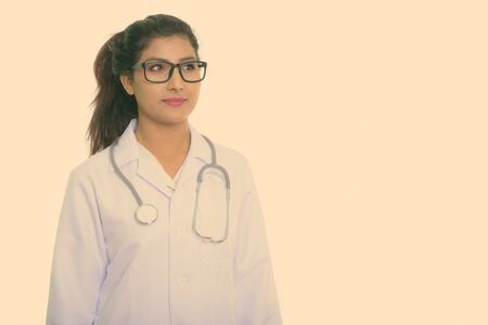 माइक्रोडर्माब्रेशन का मूल्य निर्धारण भारत में: बजट टिप्स