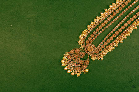 Best Gold & Diamond Facial Brands for Shaadi Season in India